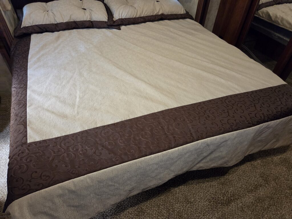 869